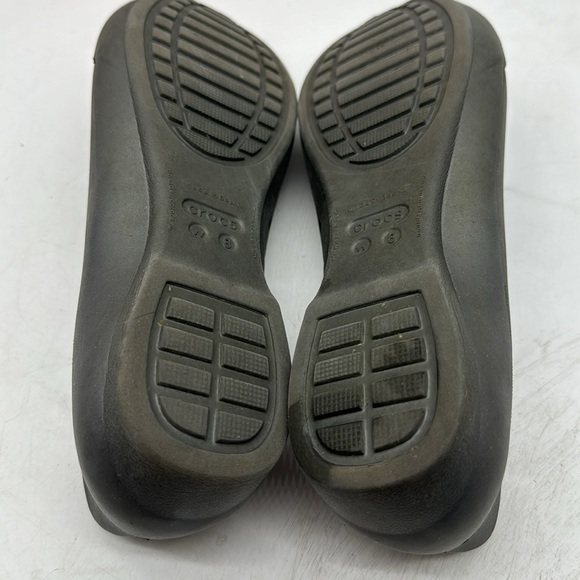 CROCS Black Ballet Flat with Medalian Size 8 CR5482 - Picture 5 of 10